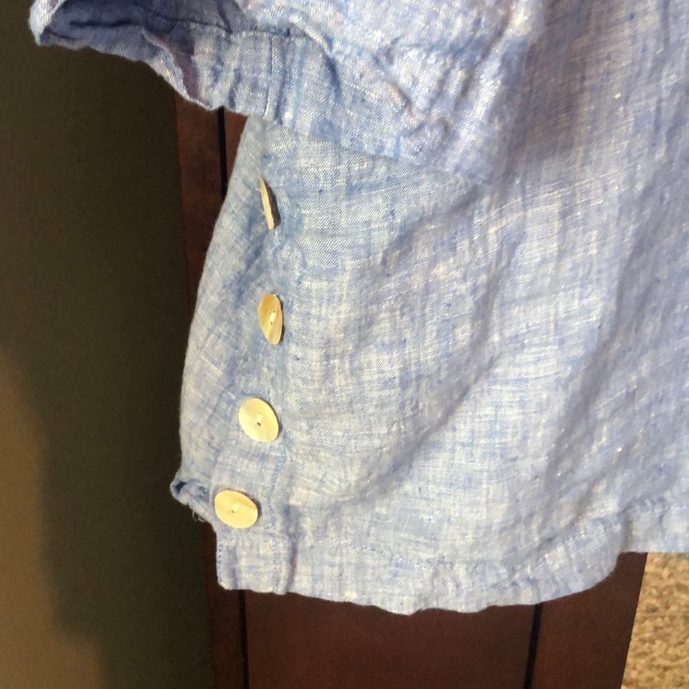 Top - Picture 2 of 4